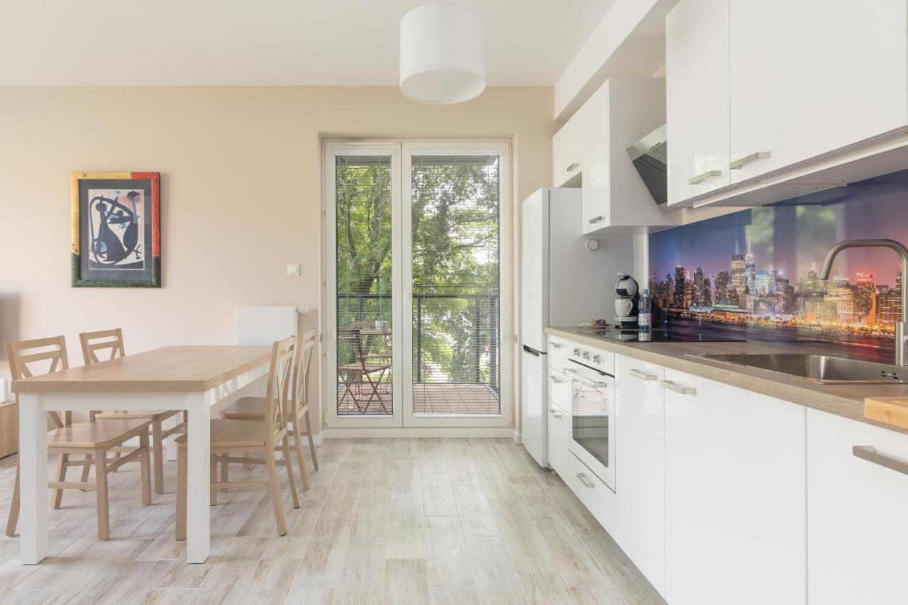 Metro Wilanowska Comfortable Apartment Varsóvia Exterior foto